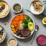 Variety of Hafertage Rezepte: Haferflocken-Porridge, Müsli, Haferflocken-Bowl, Haferflocken-Schokoladenkekse, and Hafermilch-Smoothie